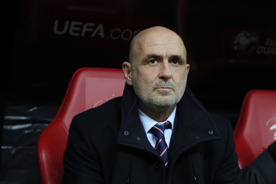 波兰队客场力克爱沙尼亚，领跑小组