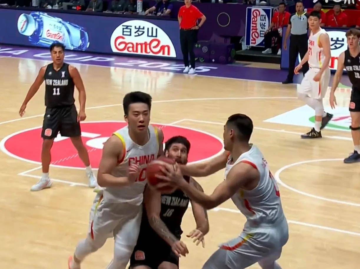 leyusport-江苏男篮奋勇争先，晋级季后赛势不可挡的简单介绍